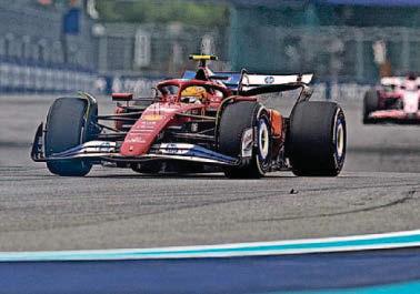 Hamilton won't 'apologise for being a fighter'