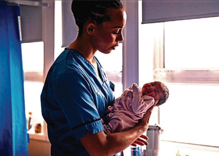 Midwives applauded for 'amazing work'