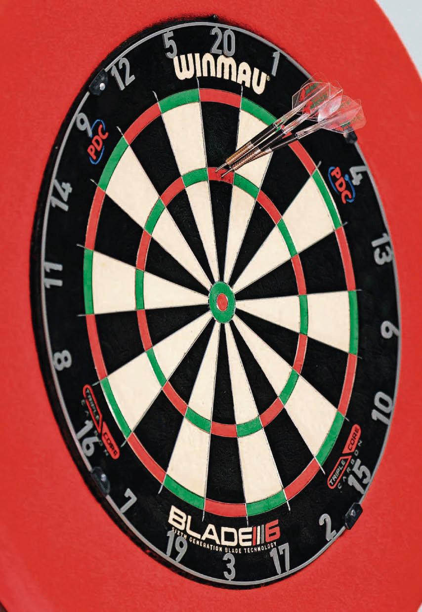 Players dart towards last league matches