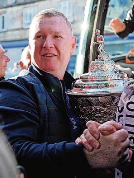 Councillors pitch in to congratulate Scottish Junior Cup champions