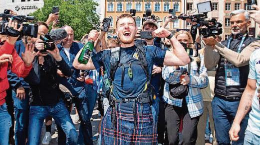 Euros trek hero takes on new 400-mile challenge