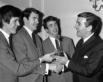 Greetings, pop pickers