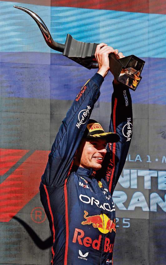 Max in the mix for three-way F1 fight
