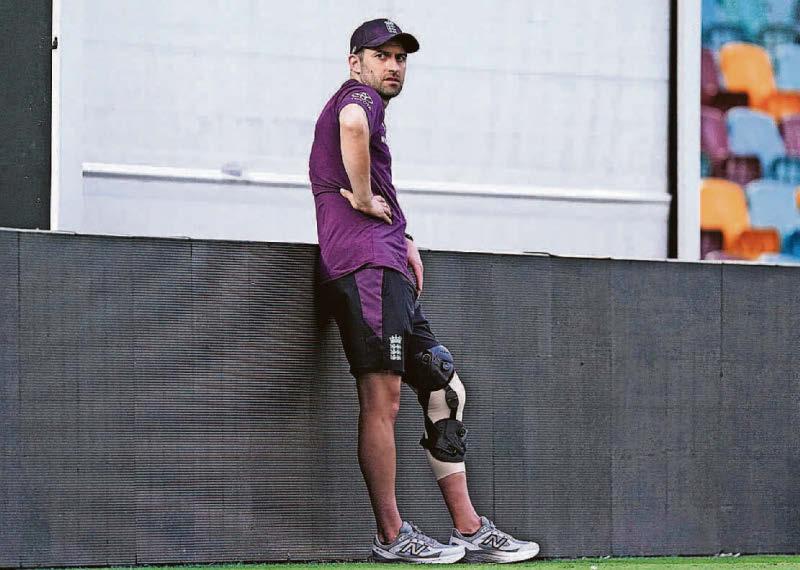England off the pace as Wood out of Ashes