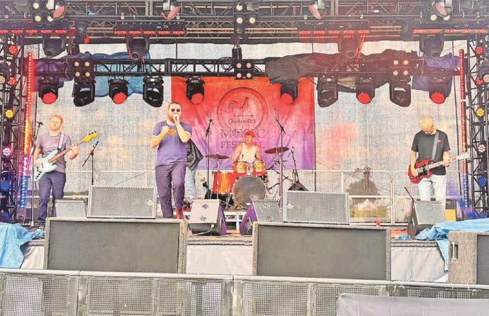 Squangey Bobbins set sights on chart glory