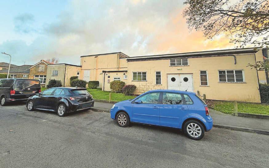 Sarah Thorne Theatre secure after Memorial Hall auction draws just one bid