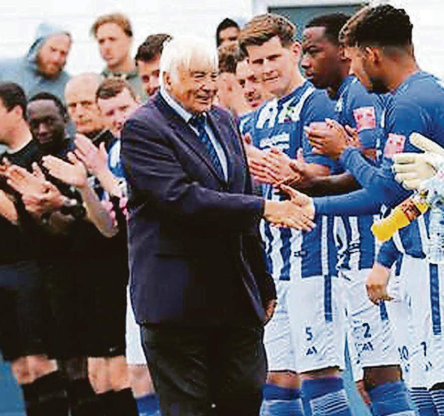 Guard of honour for retiring club secretary after 47 years