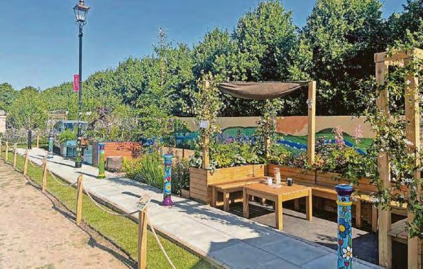 Council blooms at RHS festival