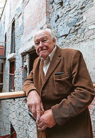 Inquest Actor died peacefully surrounded by family and friends