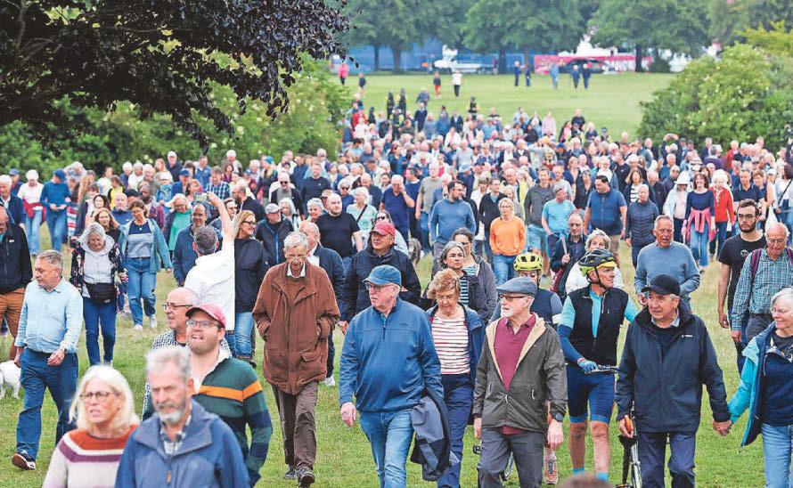 Van dwellers Police admit the Downs pose a 'complex, dynamic' challenge