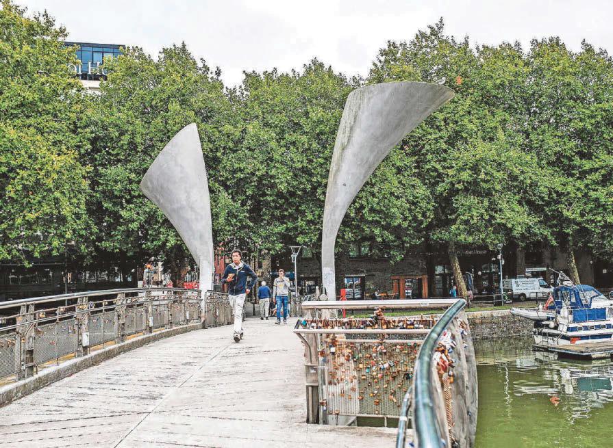 Pinch points Council brings in new rules to allow it to move on problem pedlars