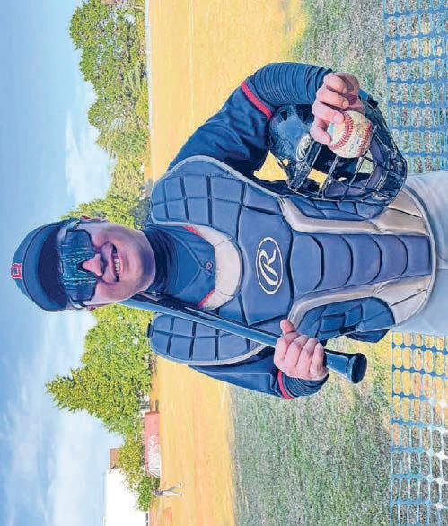 Baseball Pitchers shine as Bats beat Bears in two tight finishes