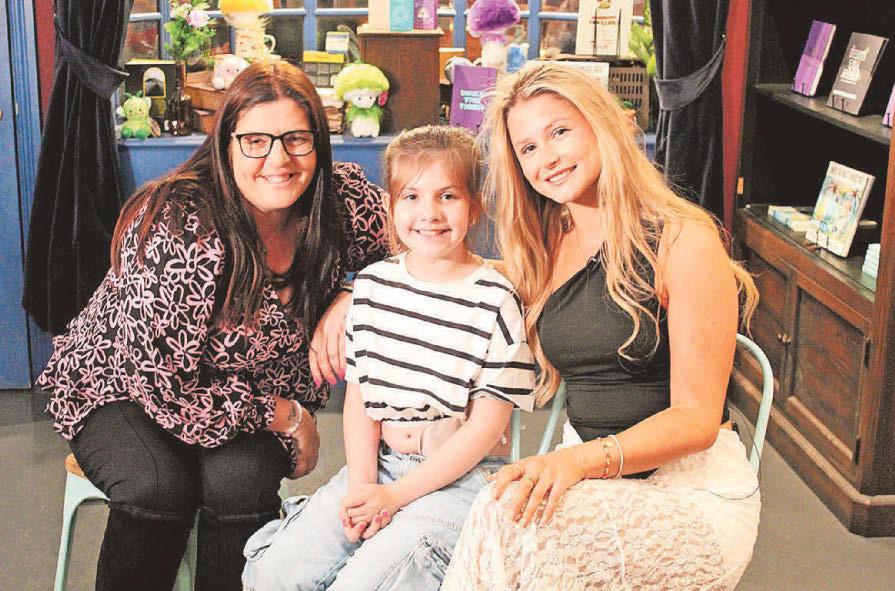 Stoma support TV star Mollie backs bowel issues awareness campaign