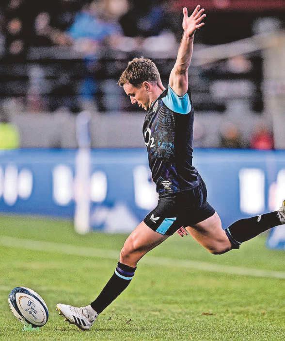 Rugby Ford hails England after impressive victory