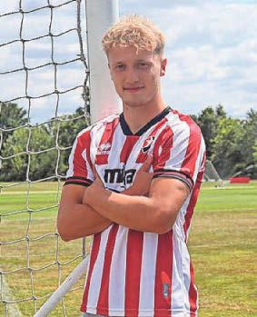 Football Teenage City defender makes loan move to Cheltenham
