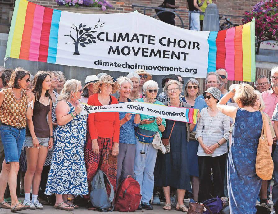 Councillors divided over airport expansion plans