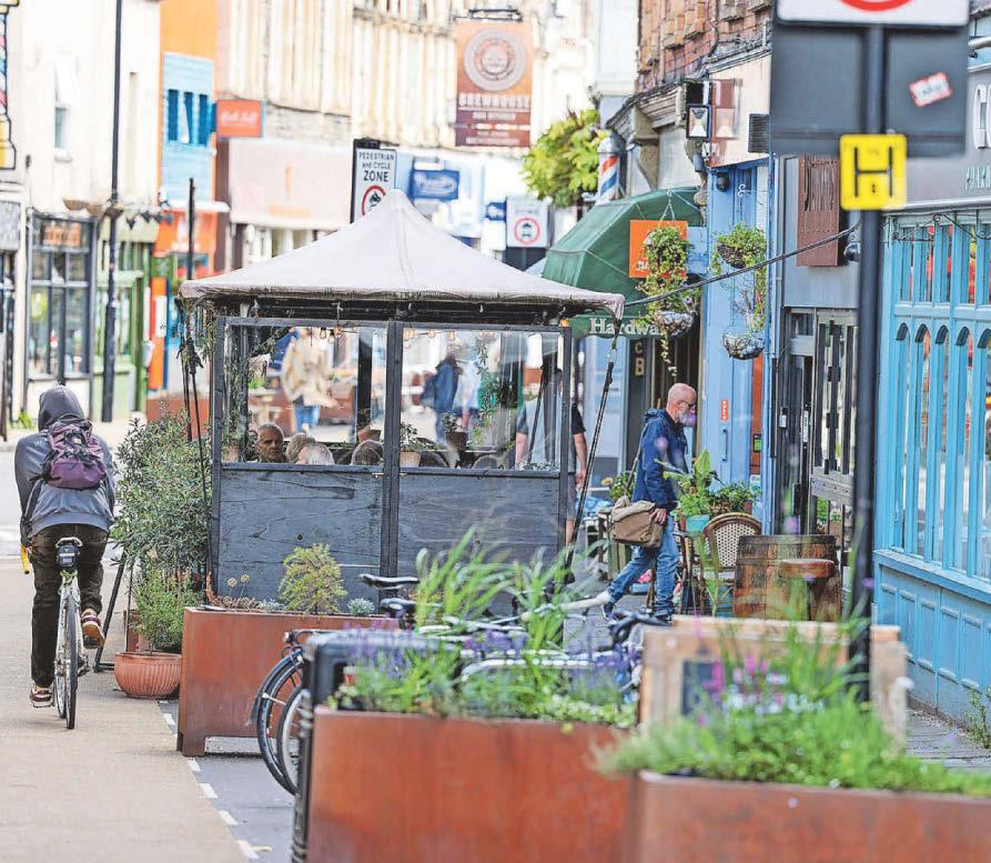 Planning row Popular restaurant told to remove outdoor seating