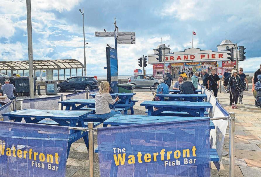 'Weapons' Picnic tables removed from chip shop following licensing blow