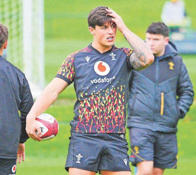 Rugby Bears star Rees-Zammit on course to make his Wales return