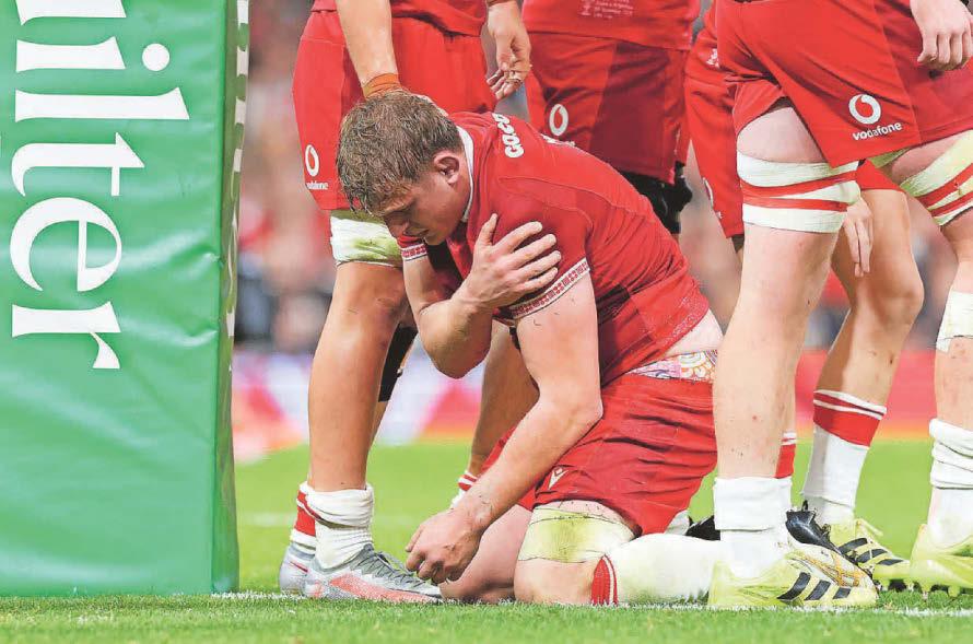 Rugby Morgan injury is 'massive blow', admits Wales boss Tandy