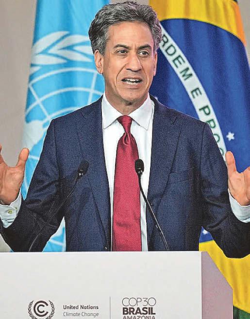 Miliband backs roadmap for move away from fossil fuels