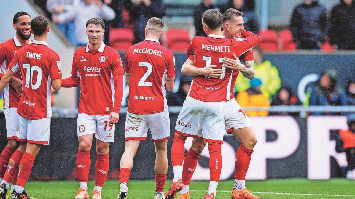 Football Striker Riis confident City can last the pace in play-offs race