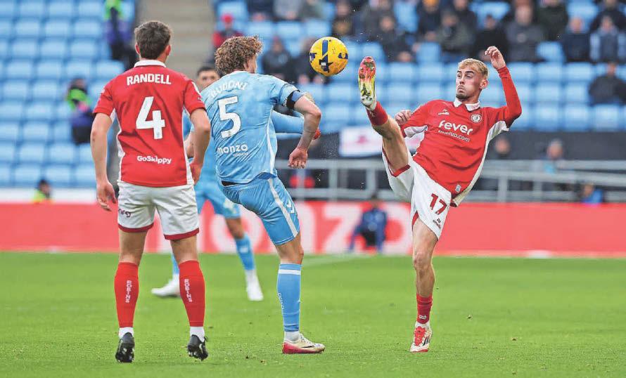 Football Robins winger Sykes set for a few weeks on the sidelines