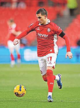 Robins report progress on new contracts for trio