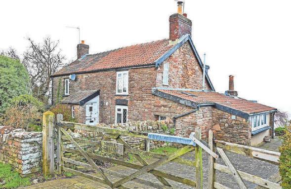 'Rack and ruin' Neighbours accuse Frasier star of abandoning cottage