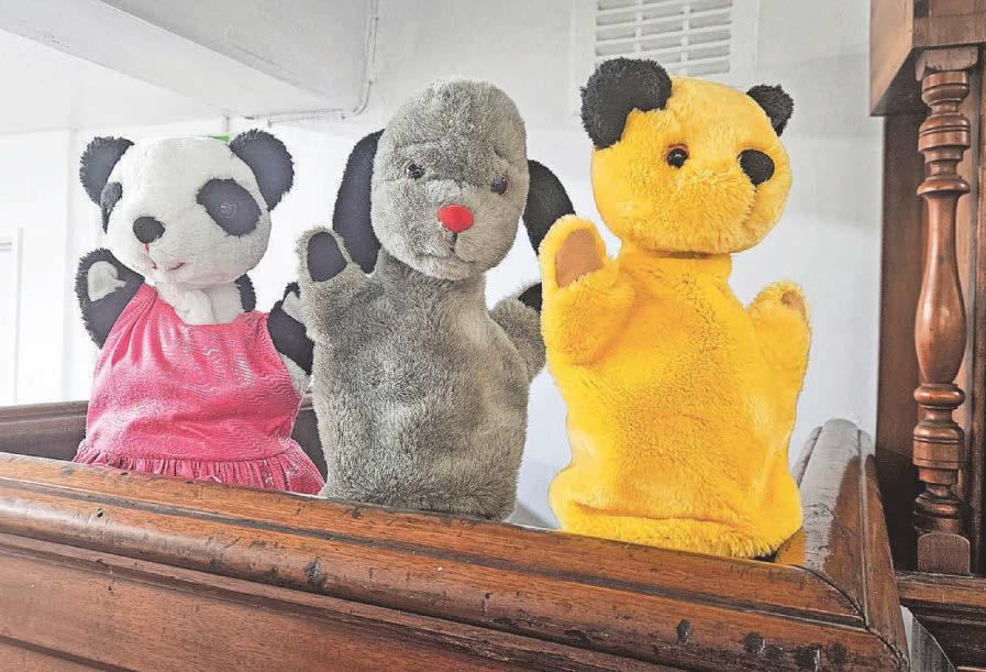 Original set of Sooty puppets set to go under the hammer
