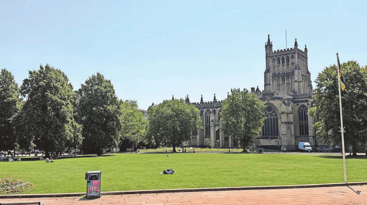 Popular sunbathing spot quiet as city scorches