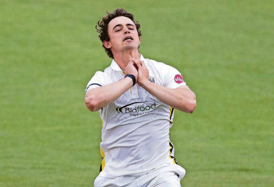 Gloucestershire left to rue cautious declaration