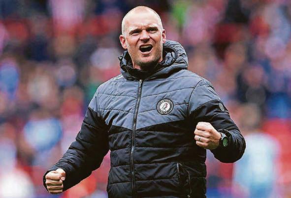 Manning calls for 'party atmosphere' at the Gate