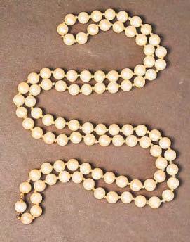 Necklace with a star-studded past up for sale