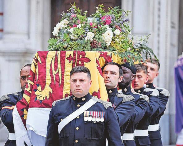 Pope's tribute at funeral of Duchess