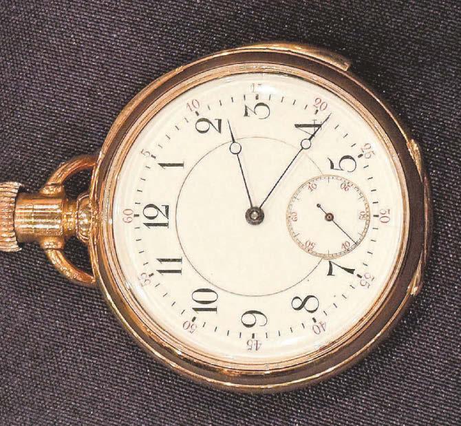 Titanic couple's pocket watch sells for £1.78m