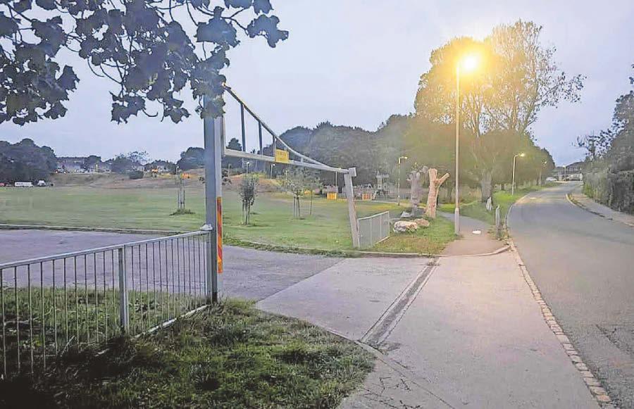 Travellers arrive in West Park