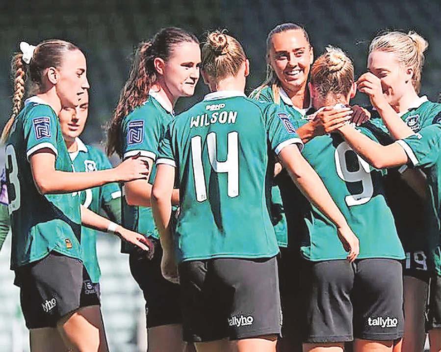 Crawford strikes twice in big victory for Argyle Women