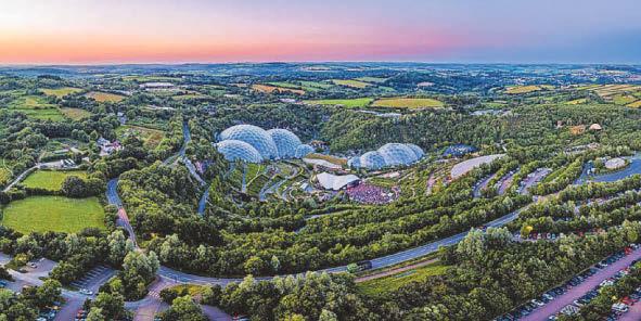 Tributes paid to award-winning architect