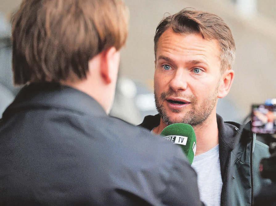 Former Pilgrims boss Lowe is backing Cleverley to prosper