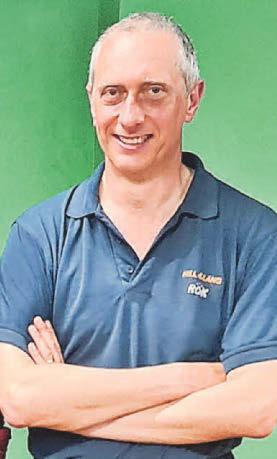 Crafthole lead at the top after win over Shopfitters