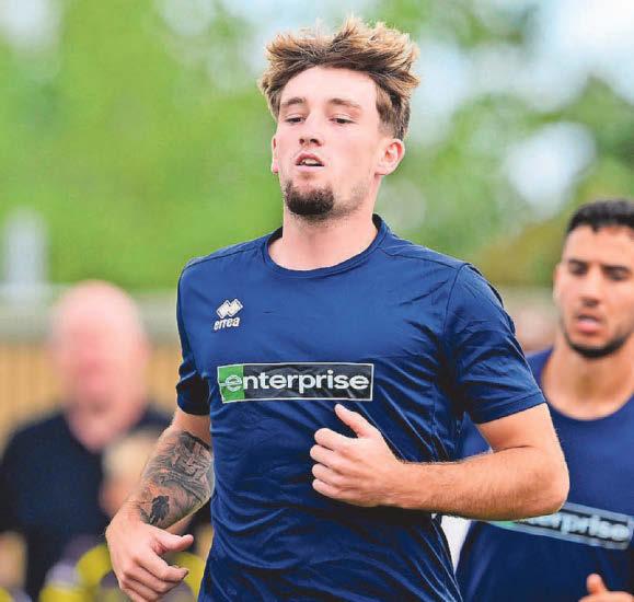 Parkway’s late endeavours not enough as they go down to narrow loss at Chertsey