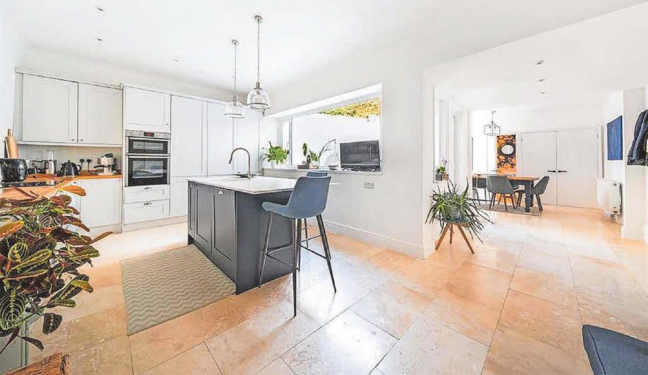 PERFECT FAMILY RETREAT