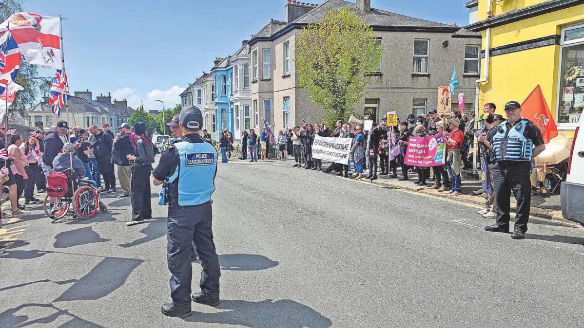 Asylum seeker protest outside school criticised