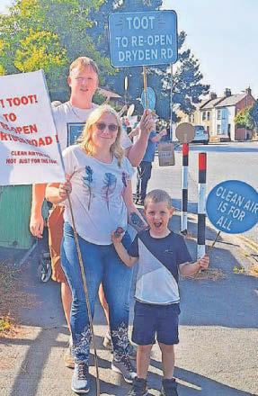'Overwhelming support' to reopen road to cars