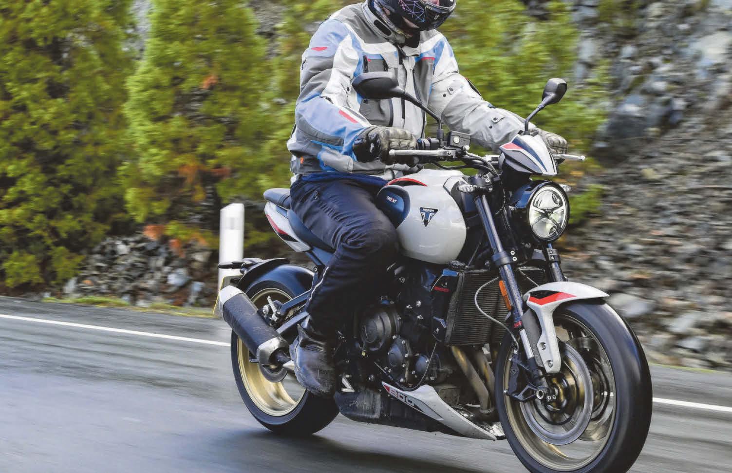 TRIUMPH TRI'S HARDER