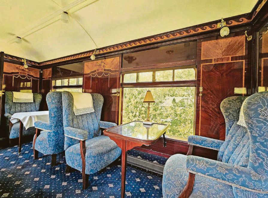 Churchill's historic carriage restored and back on track
