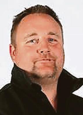 Balance of power on knife-edge again as councillor quits Tories