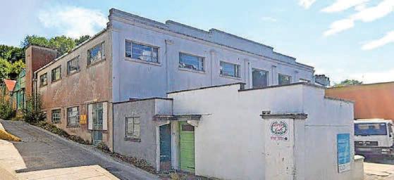17 homes at former paint factory