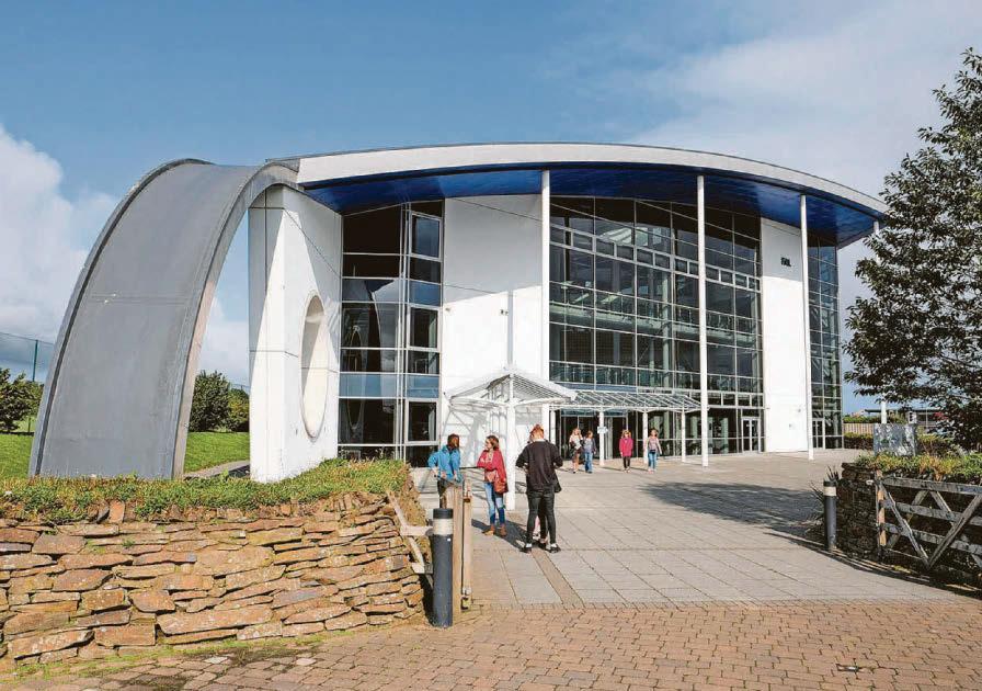 Cornwall's bus network 'not fit for purpose' as new changes to services impact students